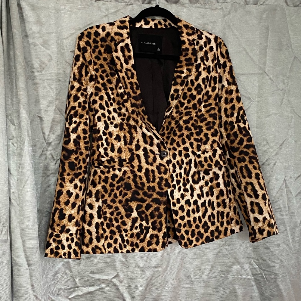 Leopard print blazer